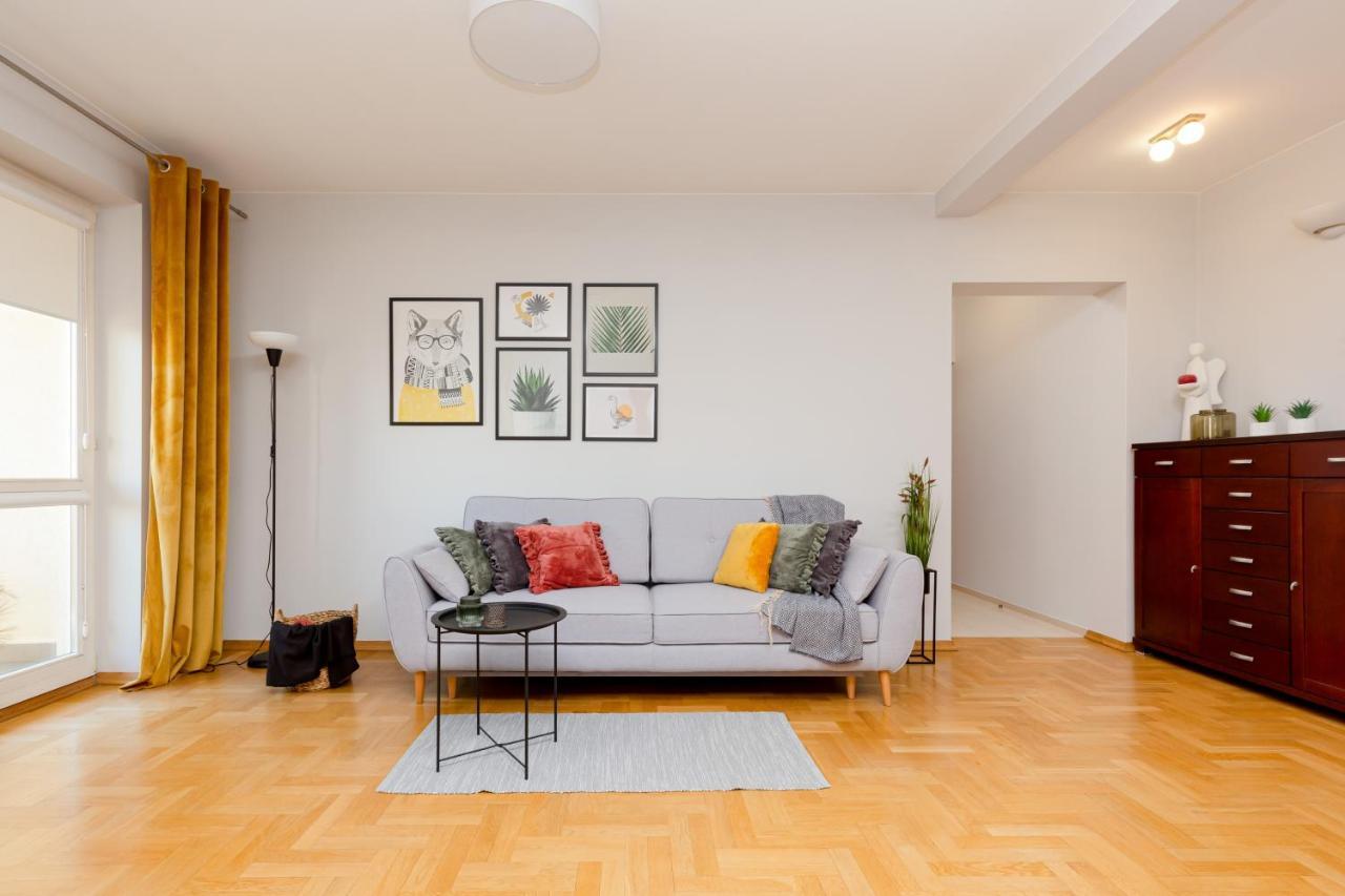 Mokotow Apartment Bluszczanska By Noclegi Renters Warszawa Exteriör bild
