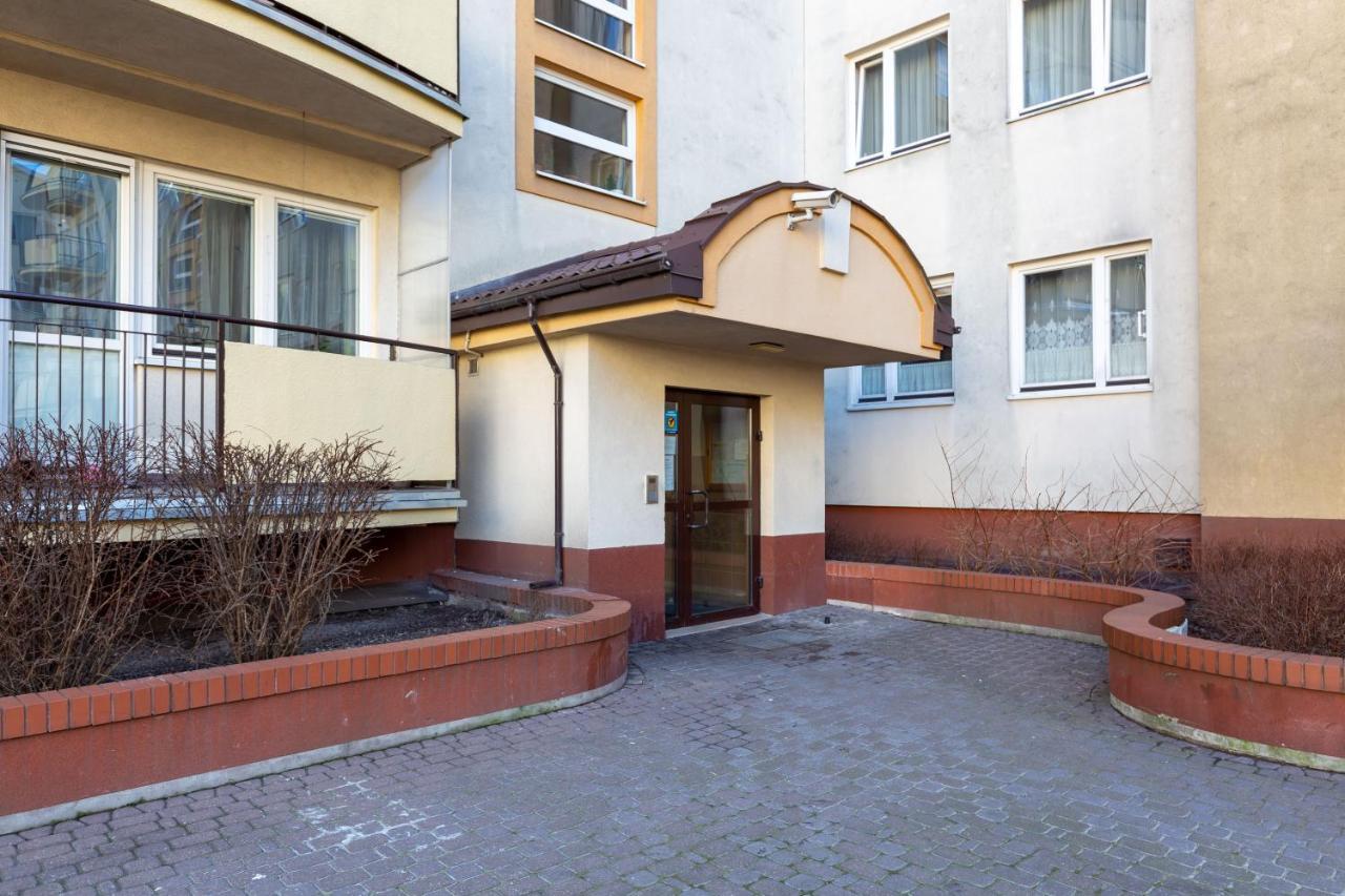 Mokotow Apartment Bluszczanska By Noclegi Renters Warszawa Exteriör bild
